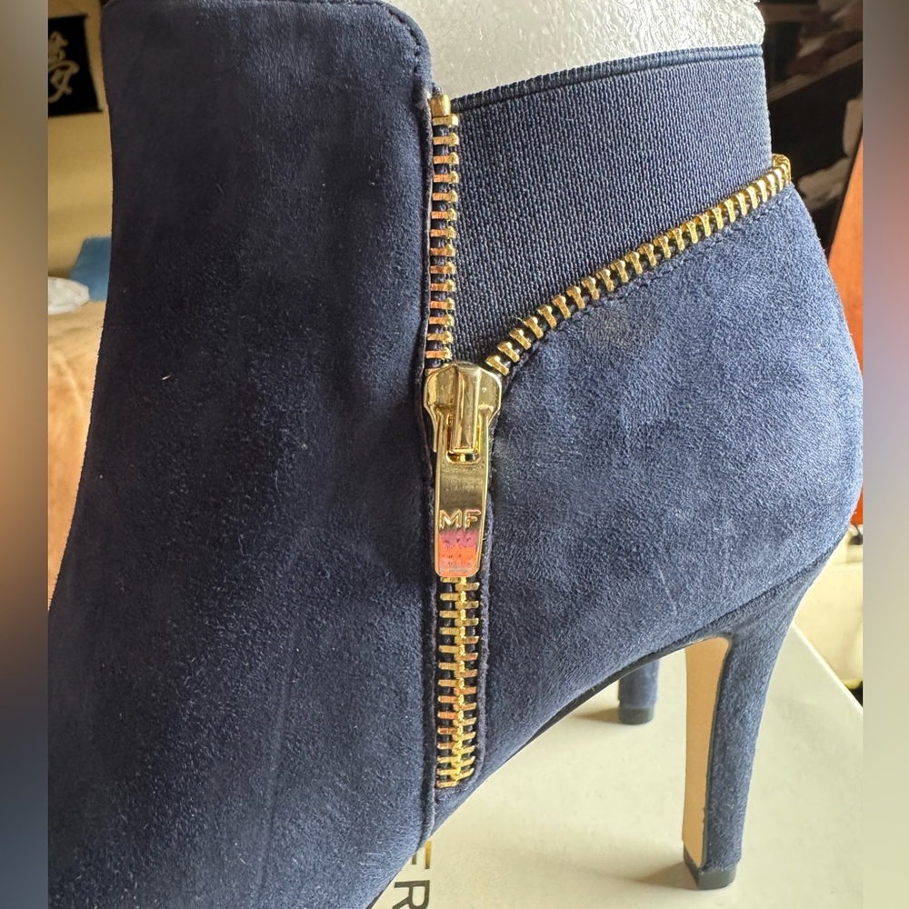 ❤️NWT Elegant Navy Blue Women's Ankle Boots - Picture 4 of 7